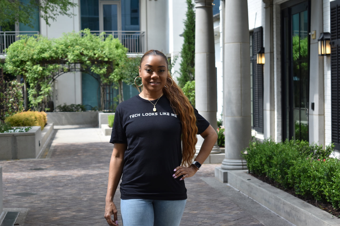 Tech Looks Like Me™ T-Shirt (Black with White Print)